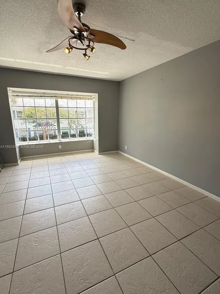 2261 NE 67th Street Fort Lauderdale FL 33308