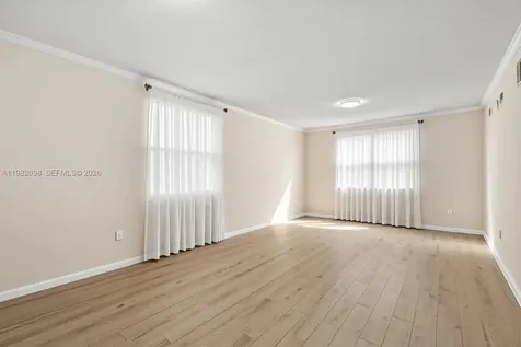 17125 N Bay Road Sunny Isles Beach FL 33160