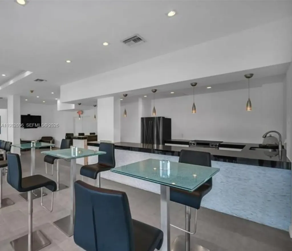 2841 N Ocean Boulevard Fort Lauderdale FL 33308
