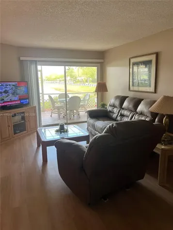 2525 SE 19th Place Homestead FL 33035