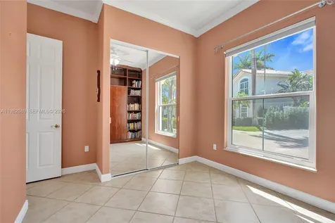 1459 Shoreline Way Hollywood FL 33019