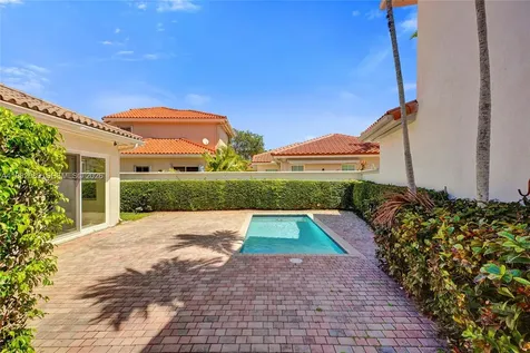 1459 Shoreline Way Hollywood FL 33019