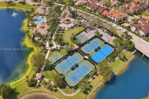 1459 Shoreline Way Hollywood FL 33019