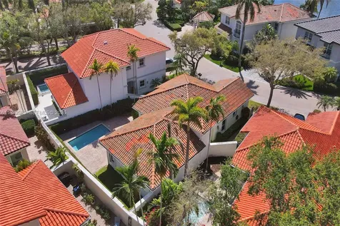 1459 Shoreline Way Hollywood FL 33019