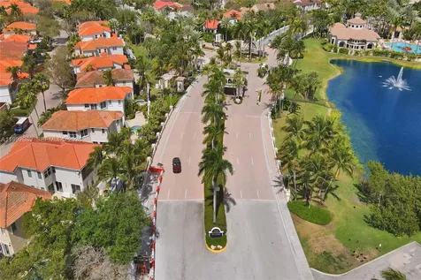 1459 Shoreline Way Hollywood FL 33019