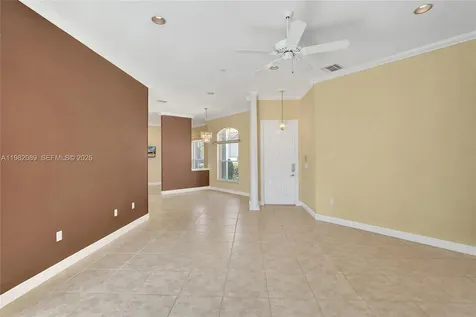 1459 Shoreline Way Hollywood FL 33019