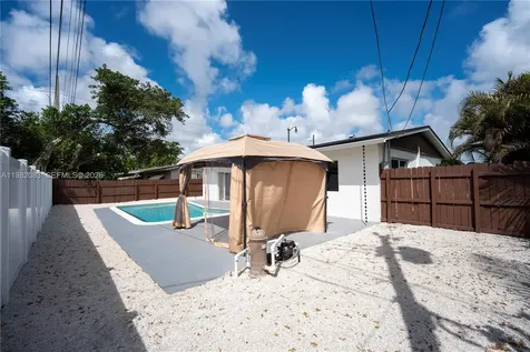 1524 NE 31st Court Pompano Beach FL 33064
