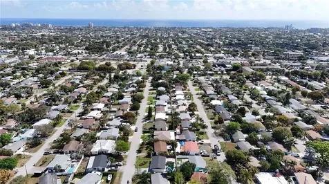 1524 NE 31st Court Pompano Beach FL 33064