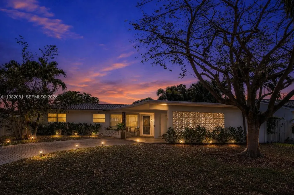 2136 NE 56th Place Fort Lauderdale FL 33308