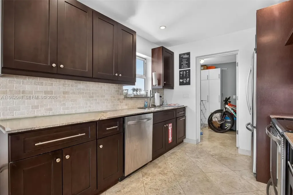 2136 NE 56th Place Fort Lauderdale FL 33308