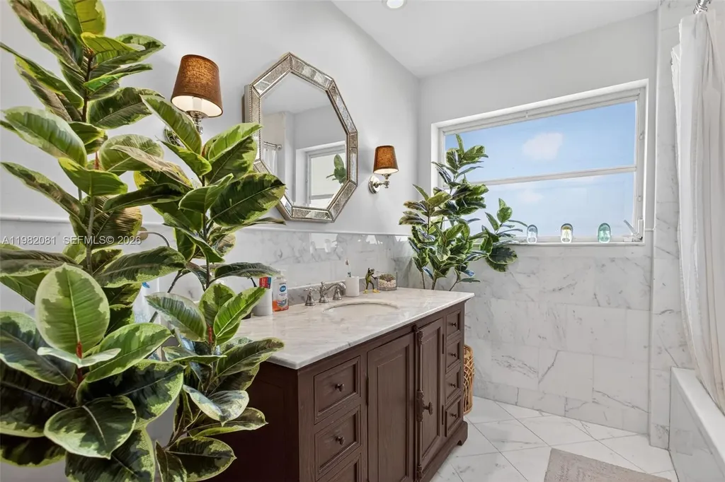 2136 NE 56th Place Fort Lauderdale FL 33308