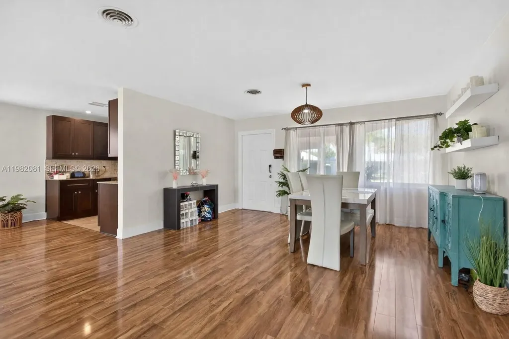 2136 NE 56th Place Fort Lauderdale FL 33308