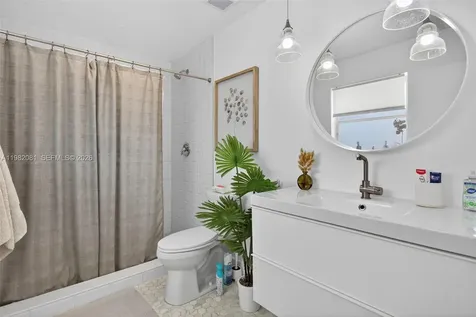 2136 NE 56th Place Fort Lauderdale FL 33308