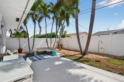 2136 NE 56th Place Fort Lauderdale FL 33308