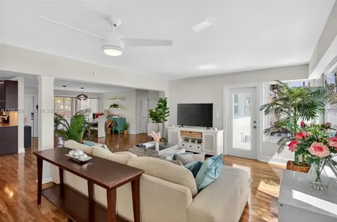 2136 NE 56th Place Fort Lauderdale FL 33308