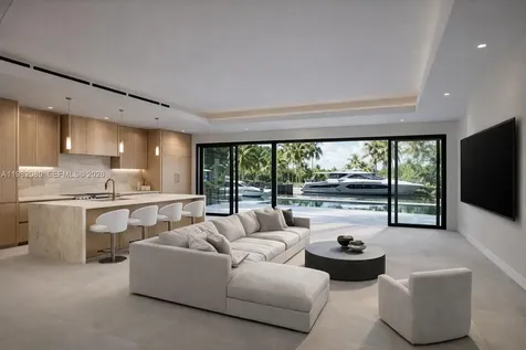 16414 NE 33rd Avenue North Miami Beach FL 33160