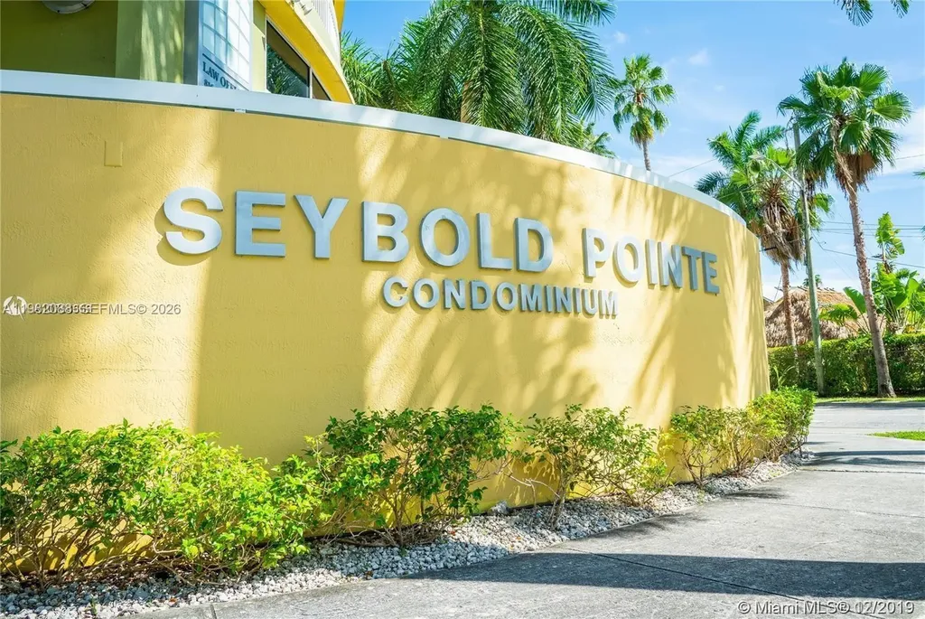 816 NW 11th Street Miami FL 33136