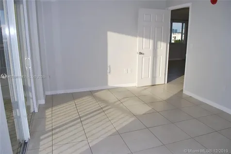 816 NW 11th Street Miami FL 33136