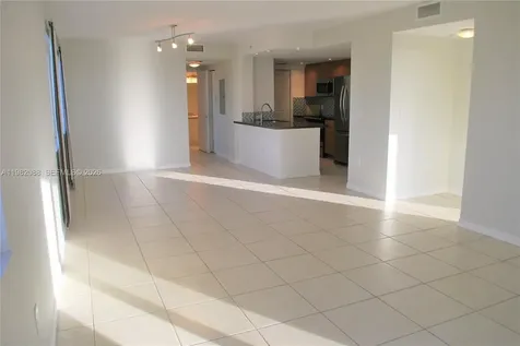 816 NW 11th Street Miami FL 33136