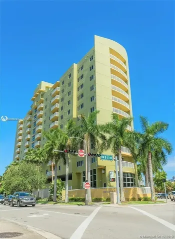816 NW 11th Street Miami FL 33136
