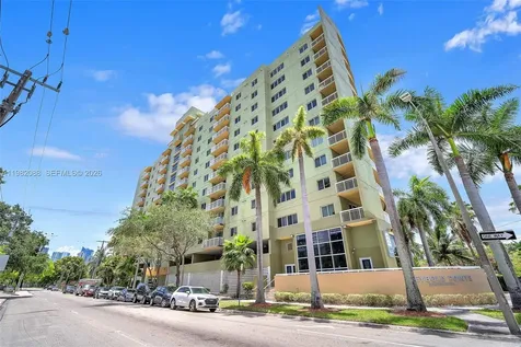 816 NW 11th Street Miami FL 33136