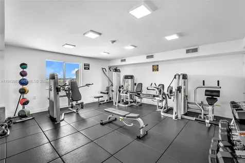 816 NW 11th Street Miami FL 33136