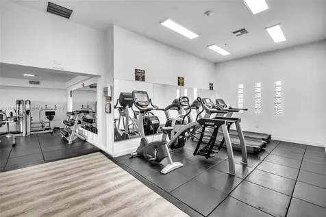 816 NW 11th Street Miami FL 33136