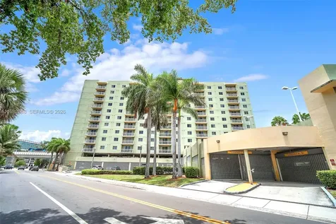 816 NW 11th Street Miami FL 33136