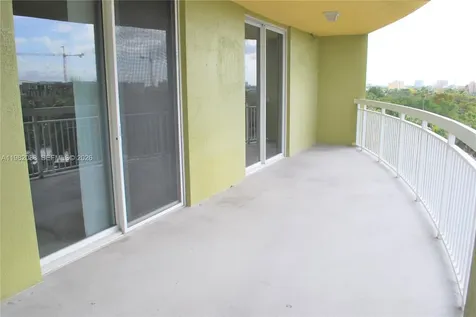 816 NW 11th Street Miami FL 33136