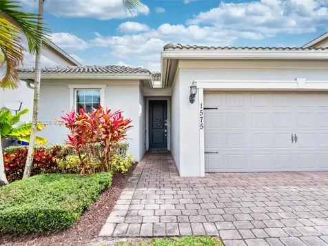 1575 Pongam Terrace Hollywood FL 33021