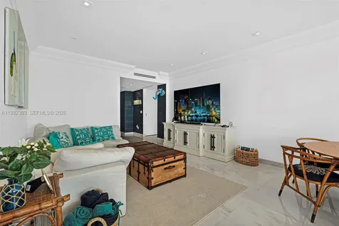 4925 Collins Avenue Miami Beach FL 33140