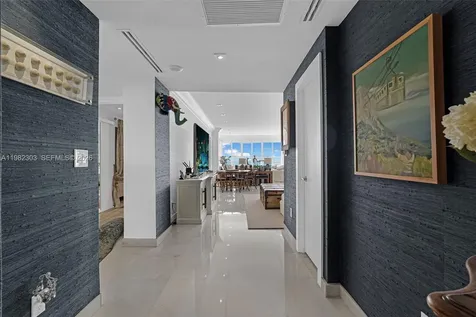4925 Collins Avenue Miami Beach FL 33140