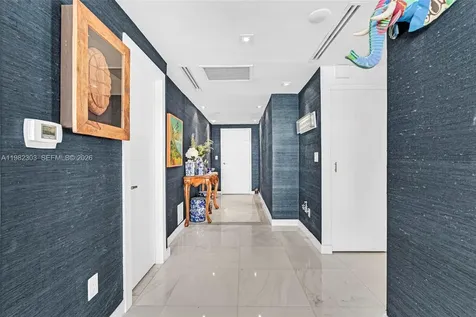 4925 Collins Avenue Miami Beach FL 33140