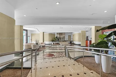 4925 Collins Avenue Miami Beach FL 33140