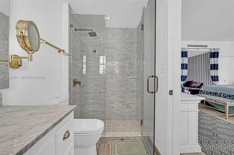 4925 Collins Avenue Miami Beach FL 33140