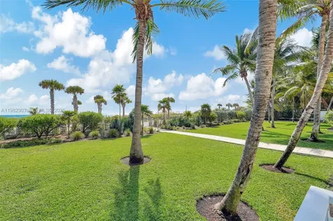 4925 Collins Avenue Miami Beach FL 33140