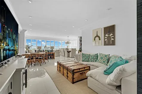 4925 Collins Avenue Miami Beach FL 33140