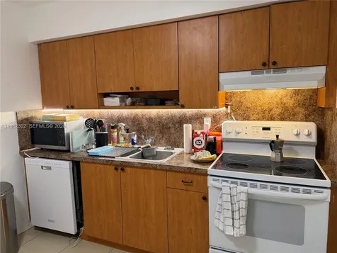 2620 SW 51st Street Dania Beach FL 33312