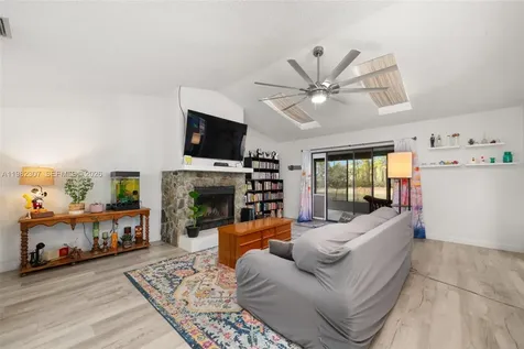 6121 Cherry Road Sebring FL 33875