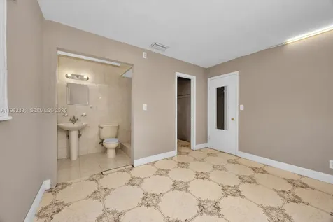 3853 NW 209th Street Miami Gardens FL 33055