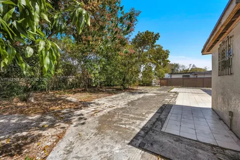 3853 NW 209th Street Miami Gardens FL 33055