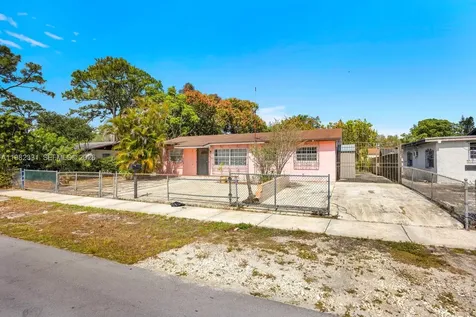 3853 NW 209th Street Miami Gardens FL 33055