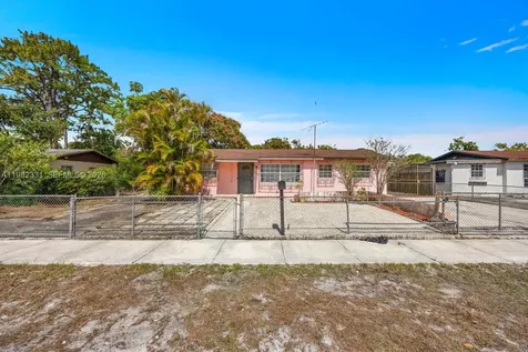 3853 NW 209th Street Miami Gardens FL 33055