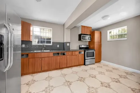 3853 NW 209th Street Miami Gardens FL 33055