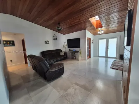 14530 SW 110th Street Miami FL 33186
