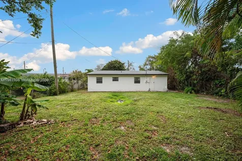 2439 Fletcher Street Hollywood FL 33020