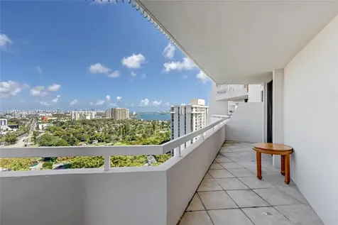 2000 Towerside Terrace Miami FL 33138
