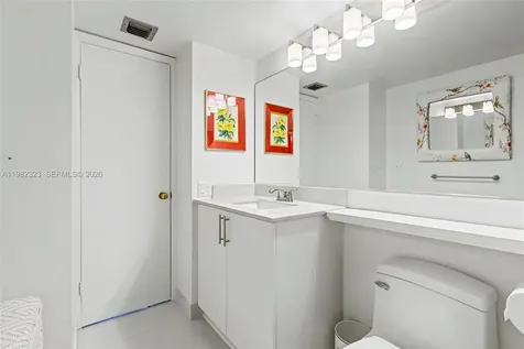 2000 Towerside Terrace Miami FL 33138