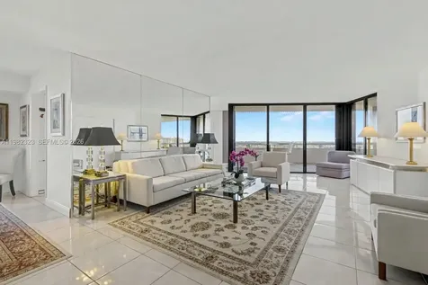 2000 Towerside Terrace Miami FL 33138