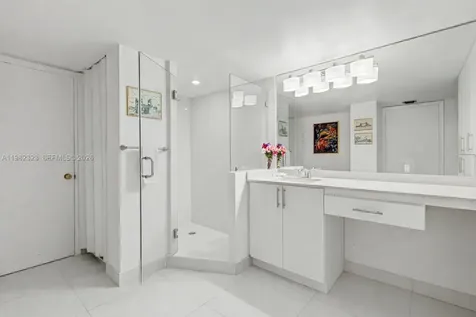 2000 Towerside Terrace Miami FL 33138